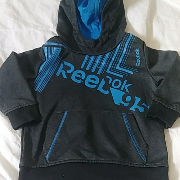 Boys Reebok hoodie - Picture 2 of 2